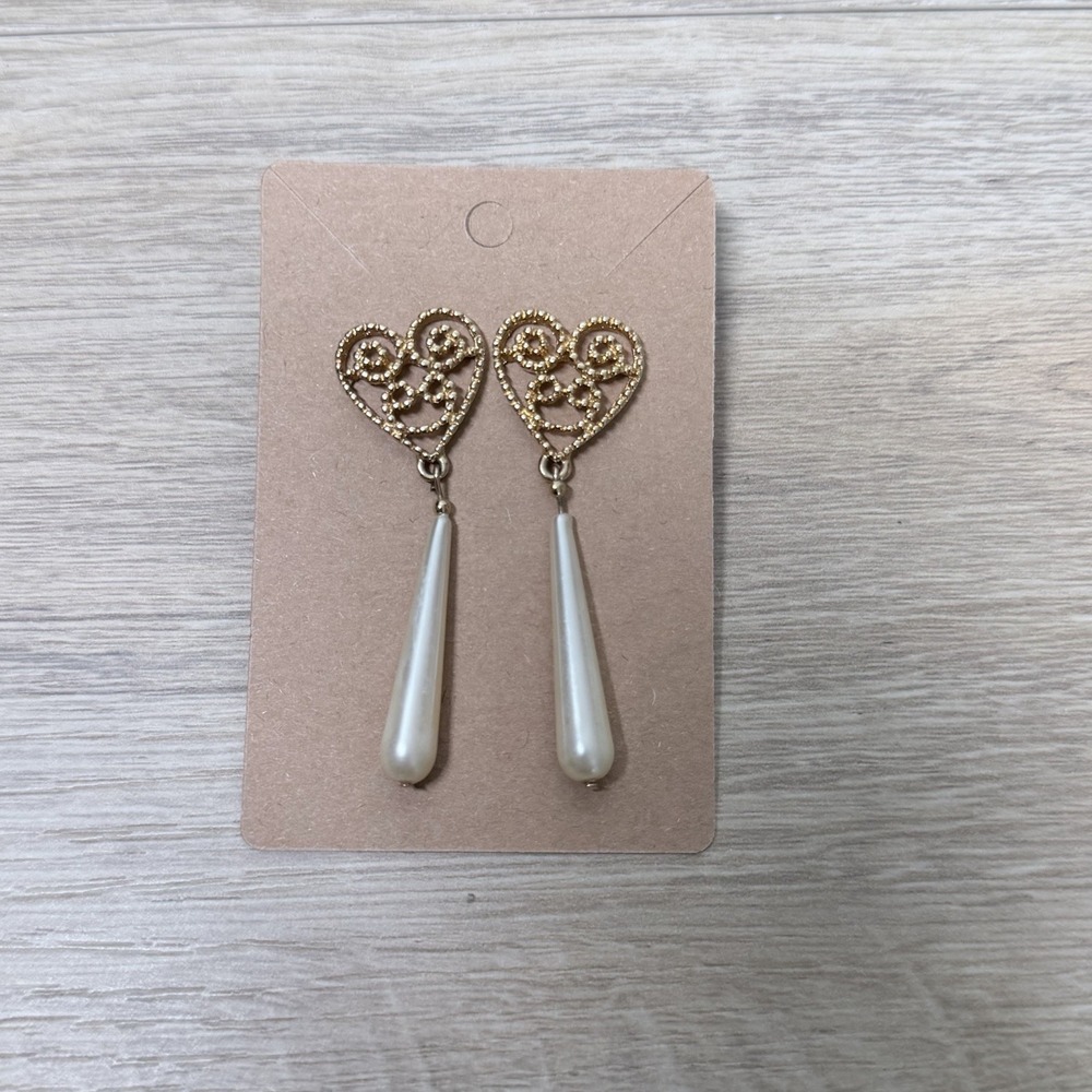 Gold Tone Faux Pearl Heart Drop Earrings Romantic Coquette Princess Cottagecore